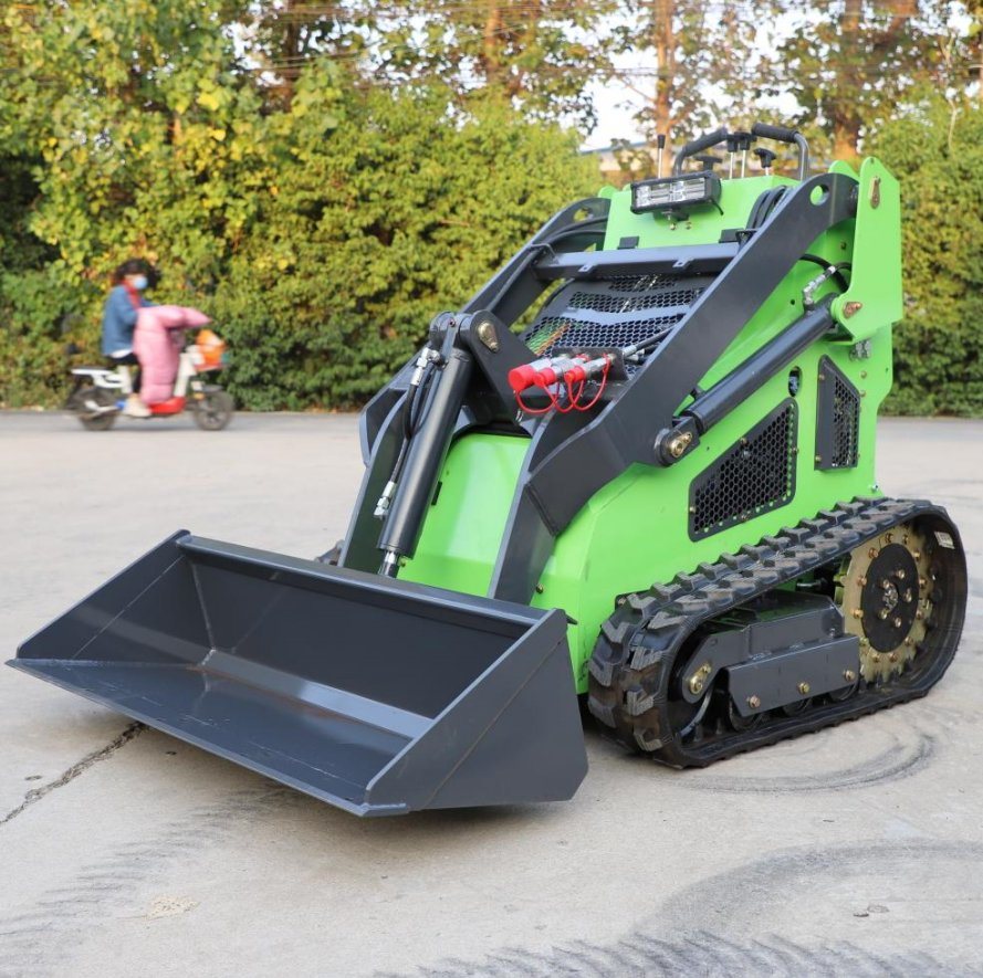 Construction Machinery Tracked Mini Skid Steer Loader 23HP Engine Wheel Loader