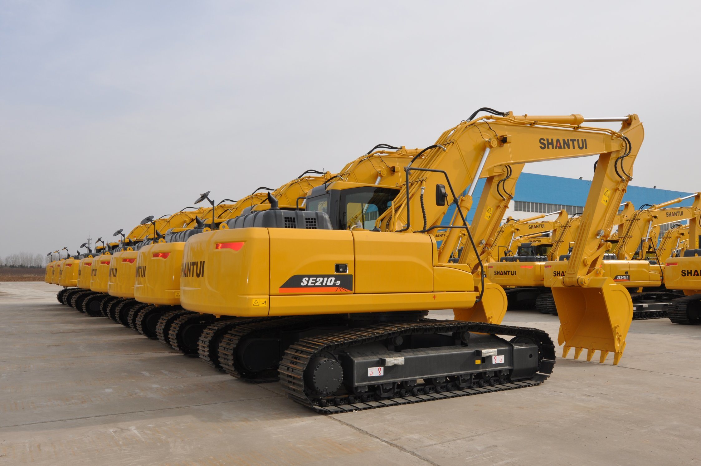 Complete Accessories High-End 21 Tons Se210-9 Excavator for Sale