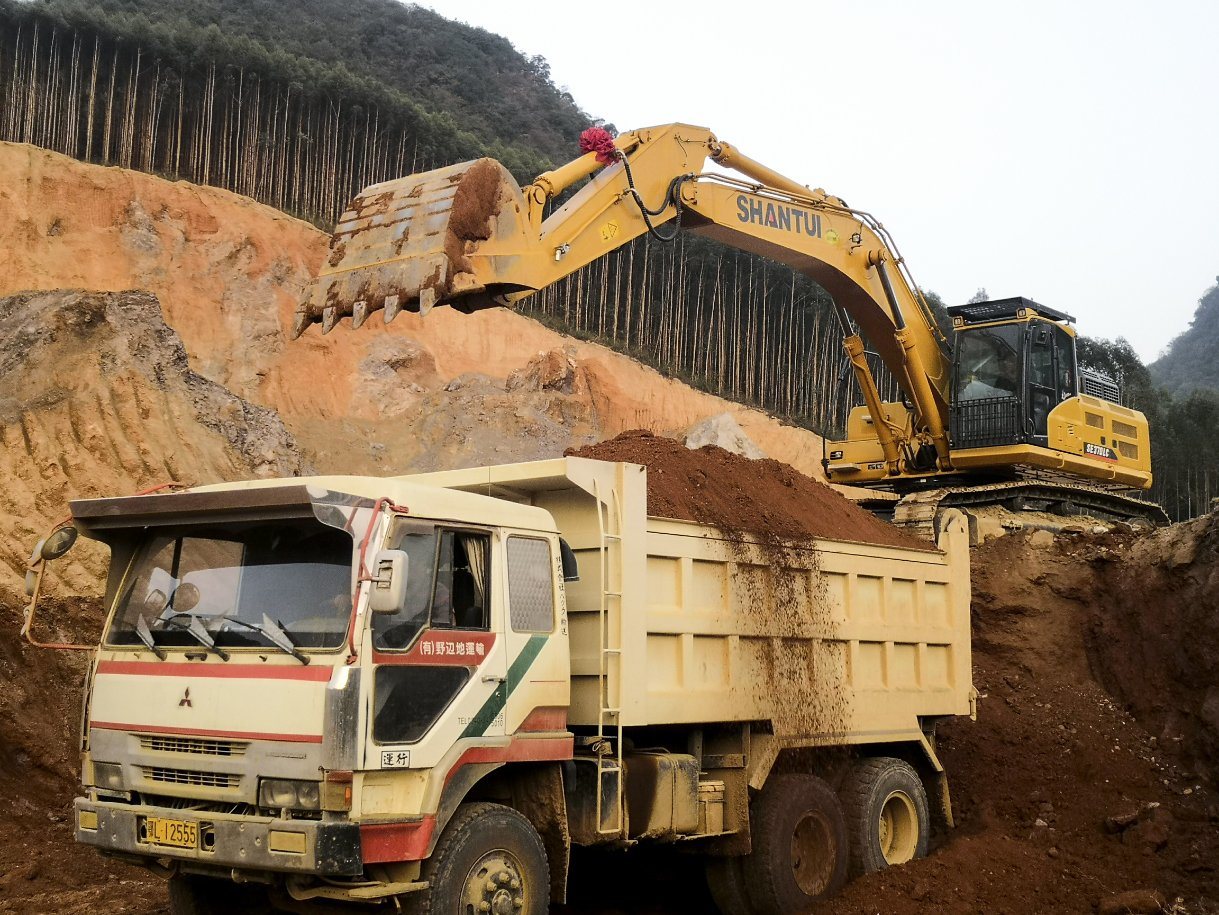 Heavy 37 Tons High Quality Excavator for Sale