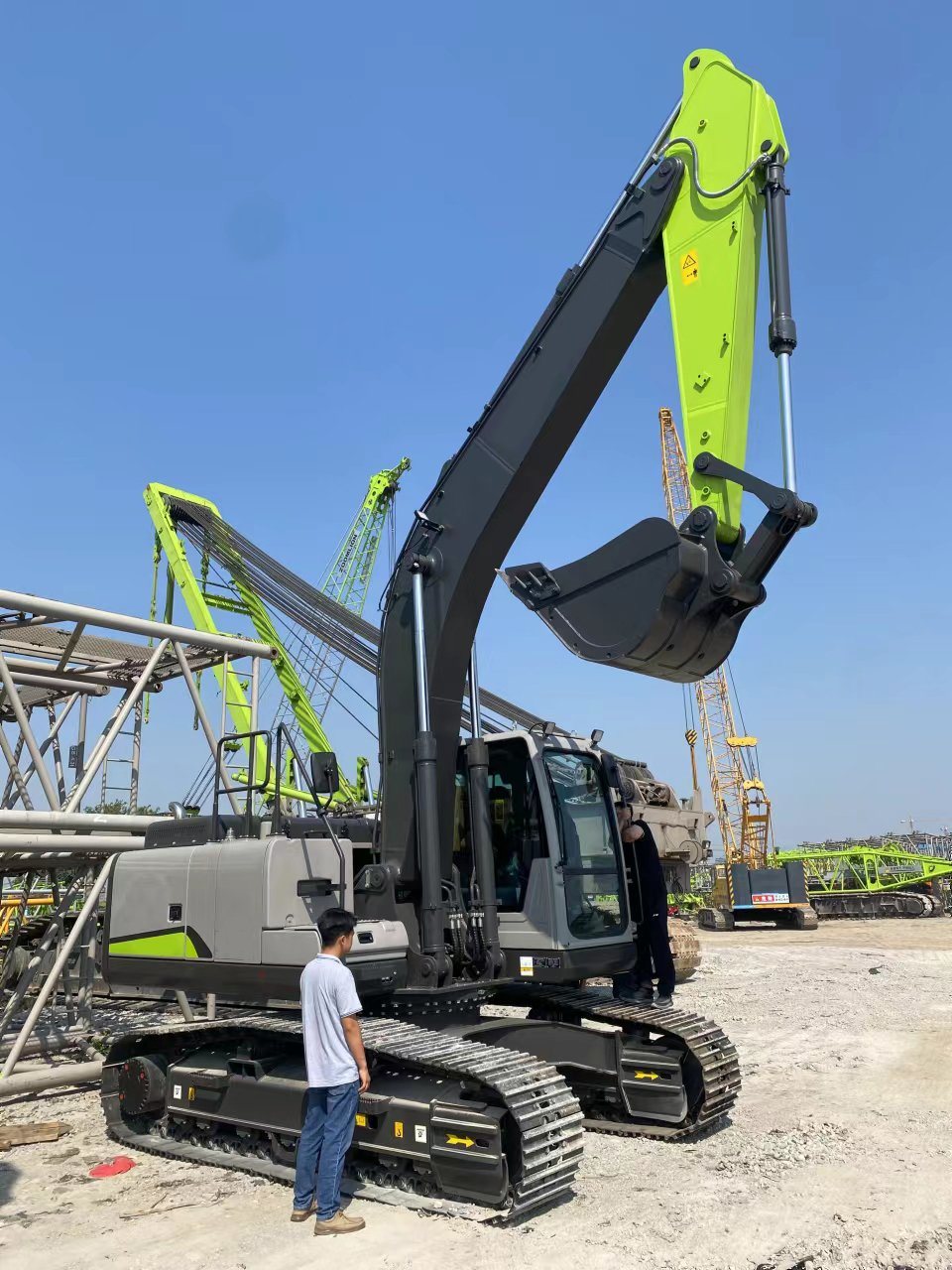 Special Infront Construction Machinery 21 Ton Excavator for Sale in China