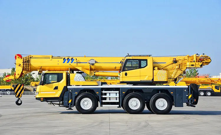 Truck New China Good 25 Ton Crane Price with High Quality