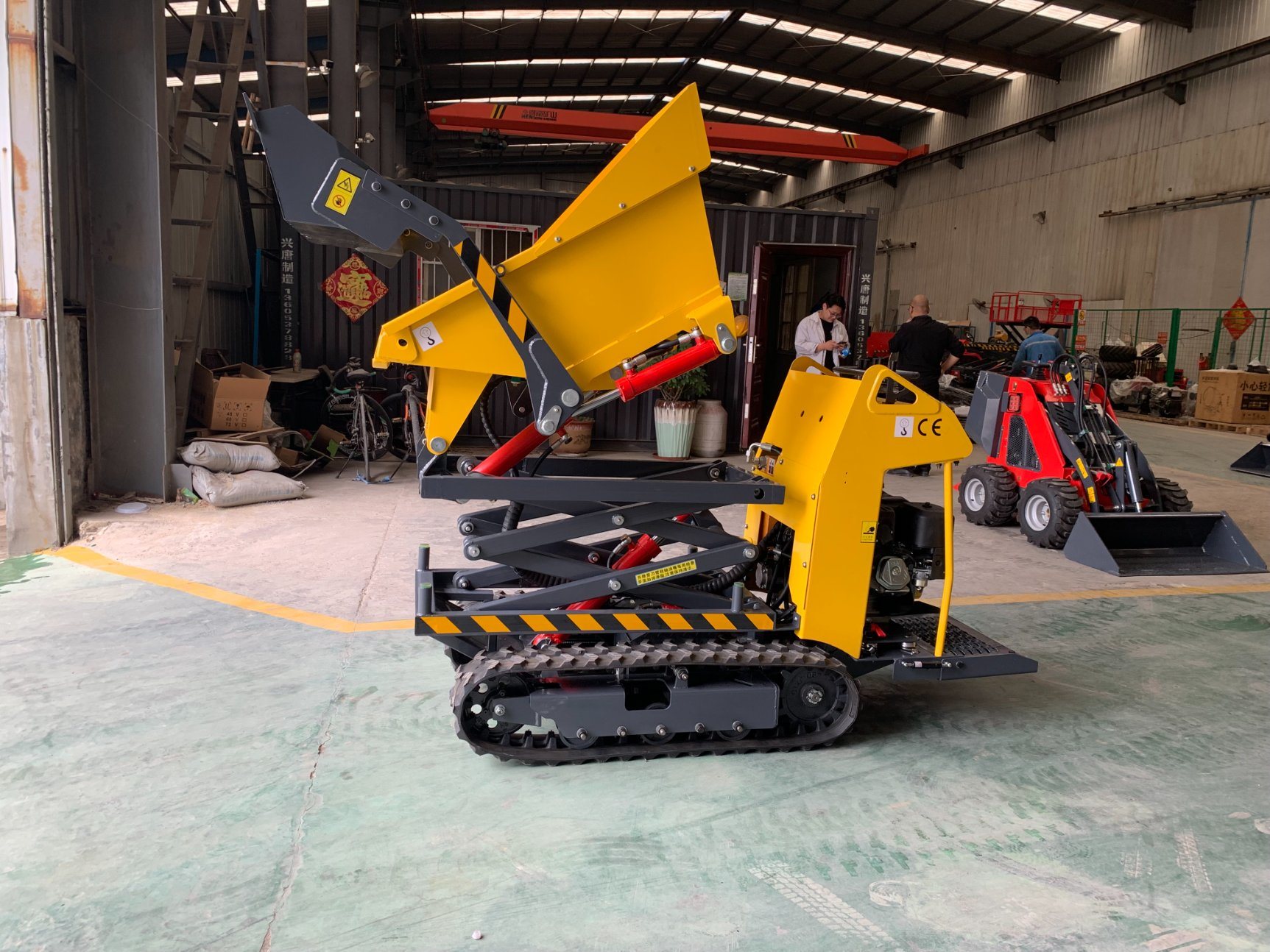 Chinese Factory Self Loading Garden Mini Crawler Dumper Truck for Sale with EPA