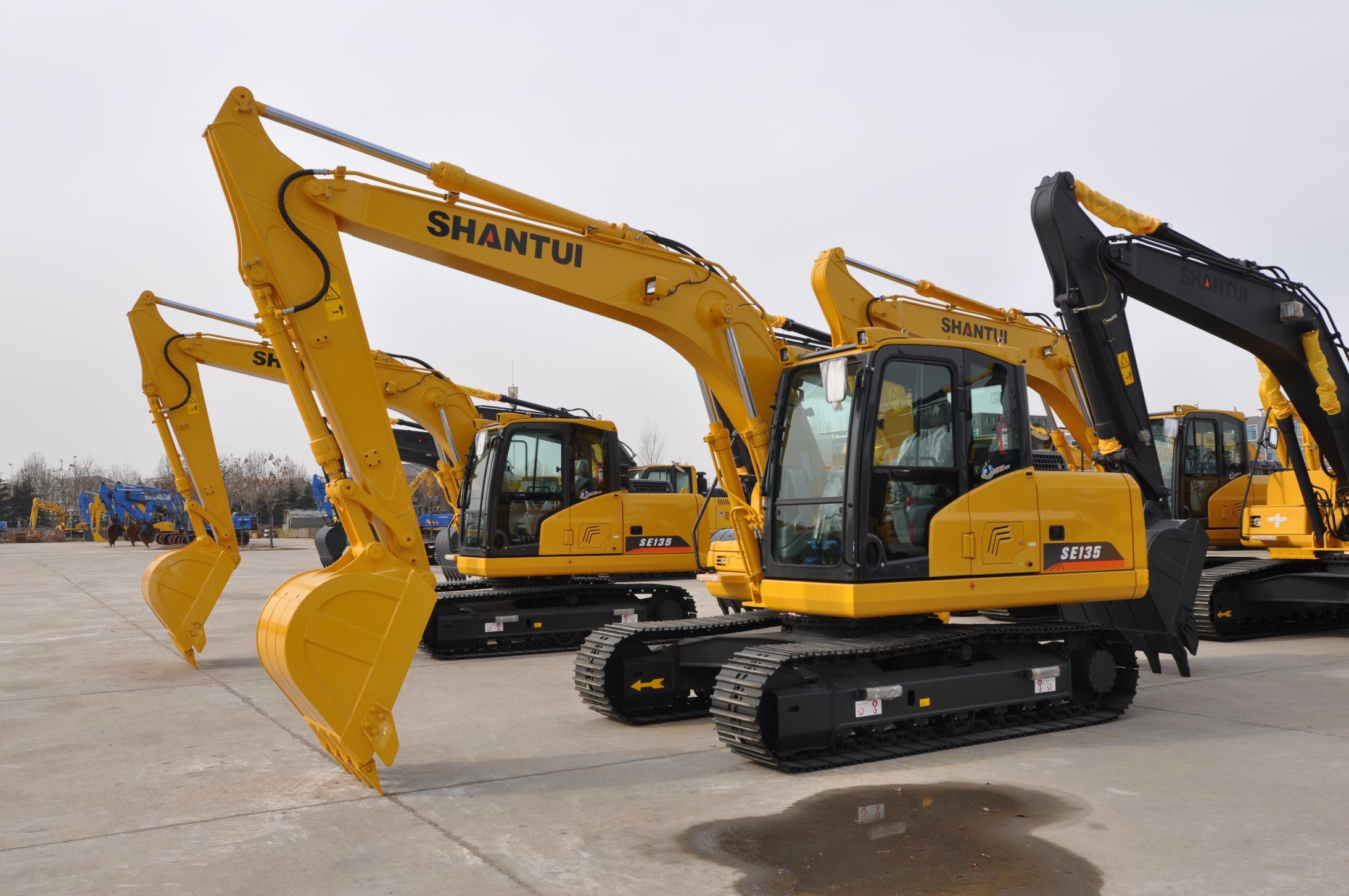 13.5 Ton Hydraulic Digger Crawler Se135 Excavator for Sale