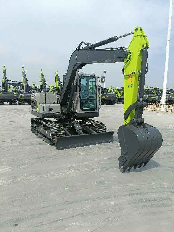 High Quality Crawler GM Construction Machinery Spare Parts 7.5 Ton Excavator
