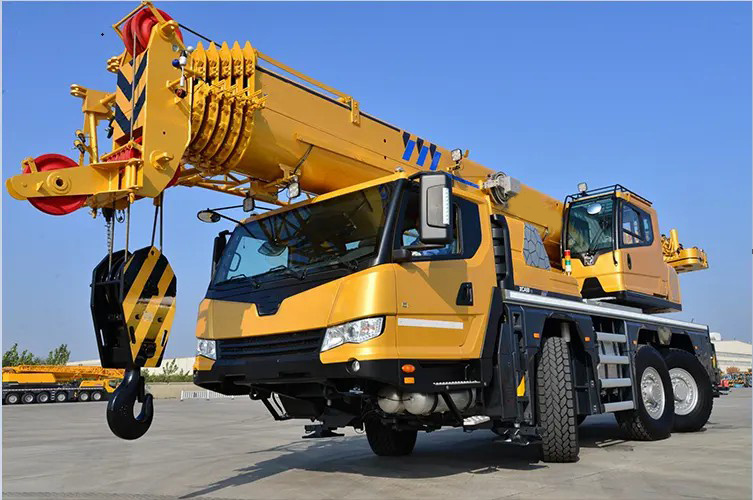 Truck New China Good 25 Ton Crane Price with High Quality