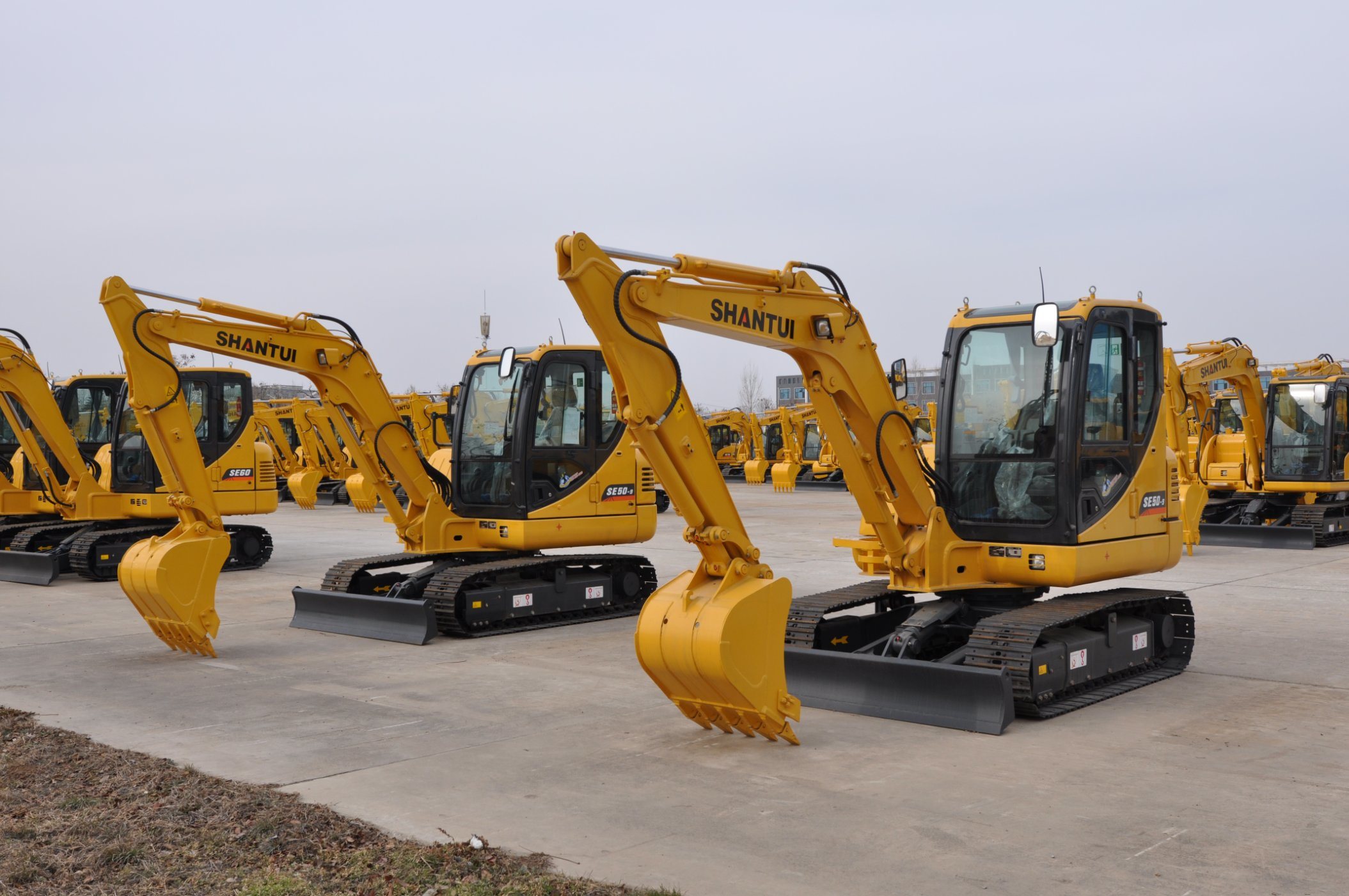 Shantui Hydraulic Crawler Excavator Se50 with Available at Low Price