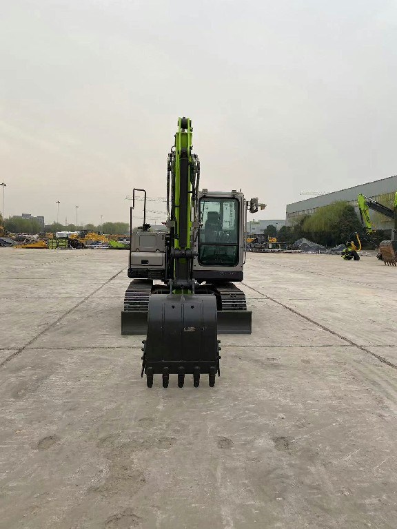 Hot Special Mining Machinery Construction Spare Parts 7.5 Ton Cheap Excavator