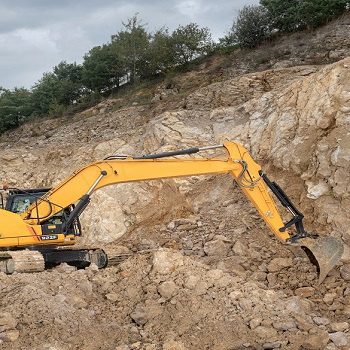 Mining Crawler Infront Machinery Building Construction Equipment 30 Ton High Quality Excavator