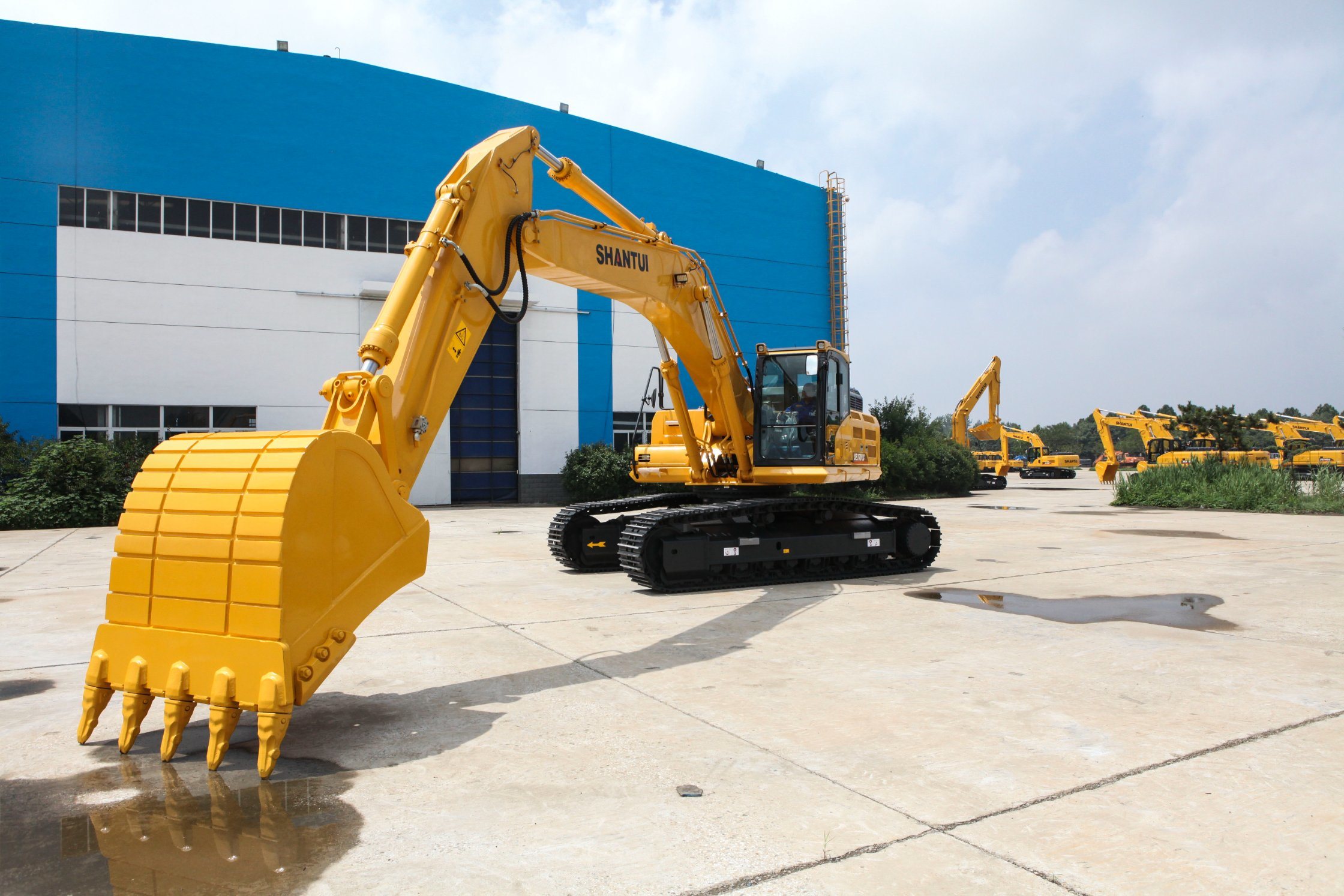 Factory Straight Ultra Low Price Shantui Se370LC Hydraulic Crawler Excavator