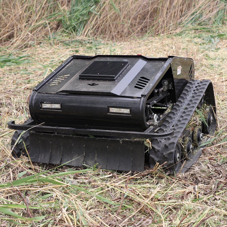 New Design Remote Control Lawn Mower Climb Slope Crawler Robot Mower Grass Cutter Gasoline Lawn Mower