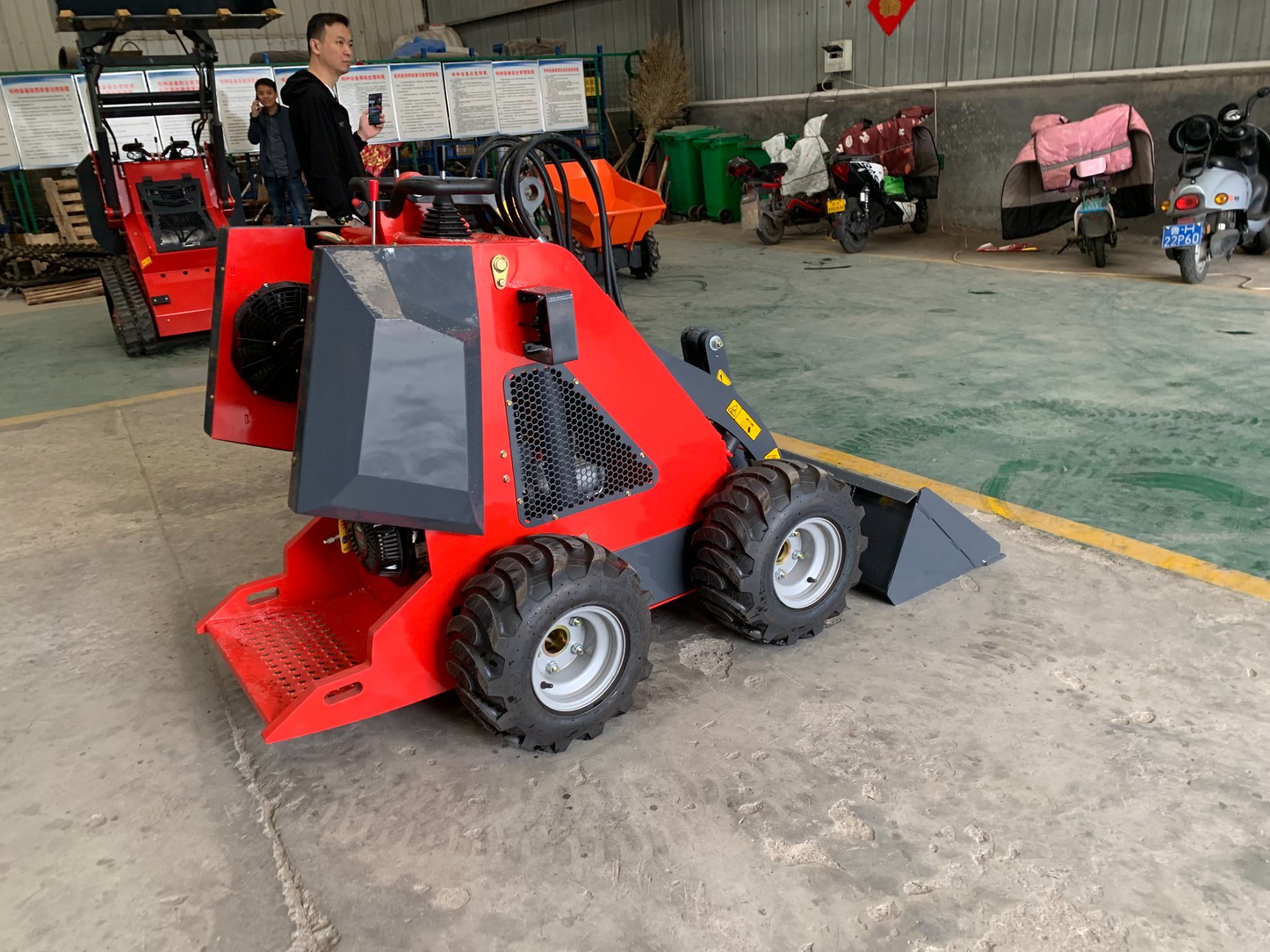 Mini Dumper Dump Truck Crawler Small Rubber Crawler Transport Truck Mini Tracked Dumper with CE EPA