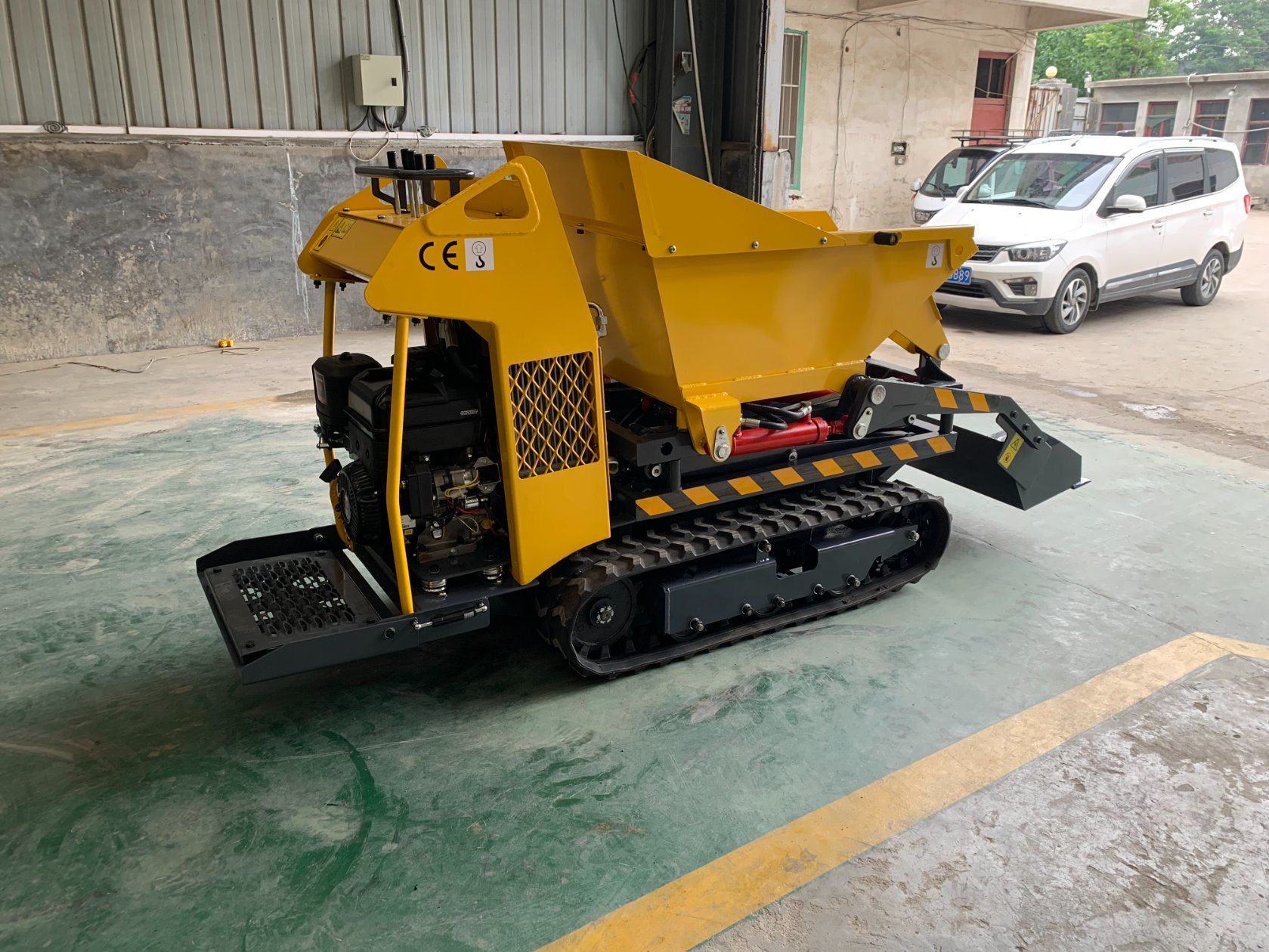 Electric Mini 1t 2t 2 Tonne Carrier Rubber 600kg 800 Kg Tracked Truck Oil Palm Mini Dumper for Farm