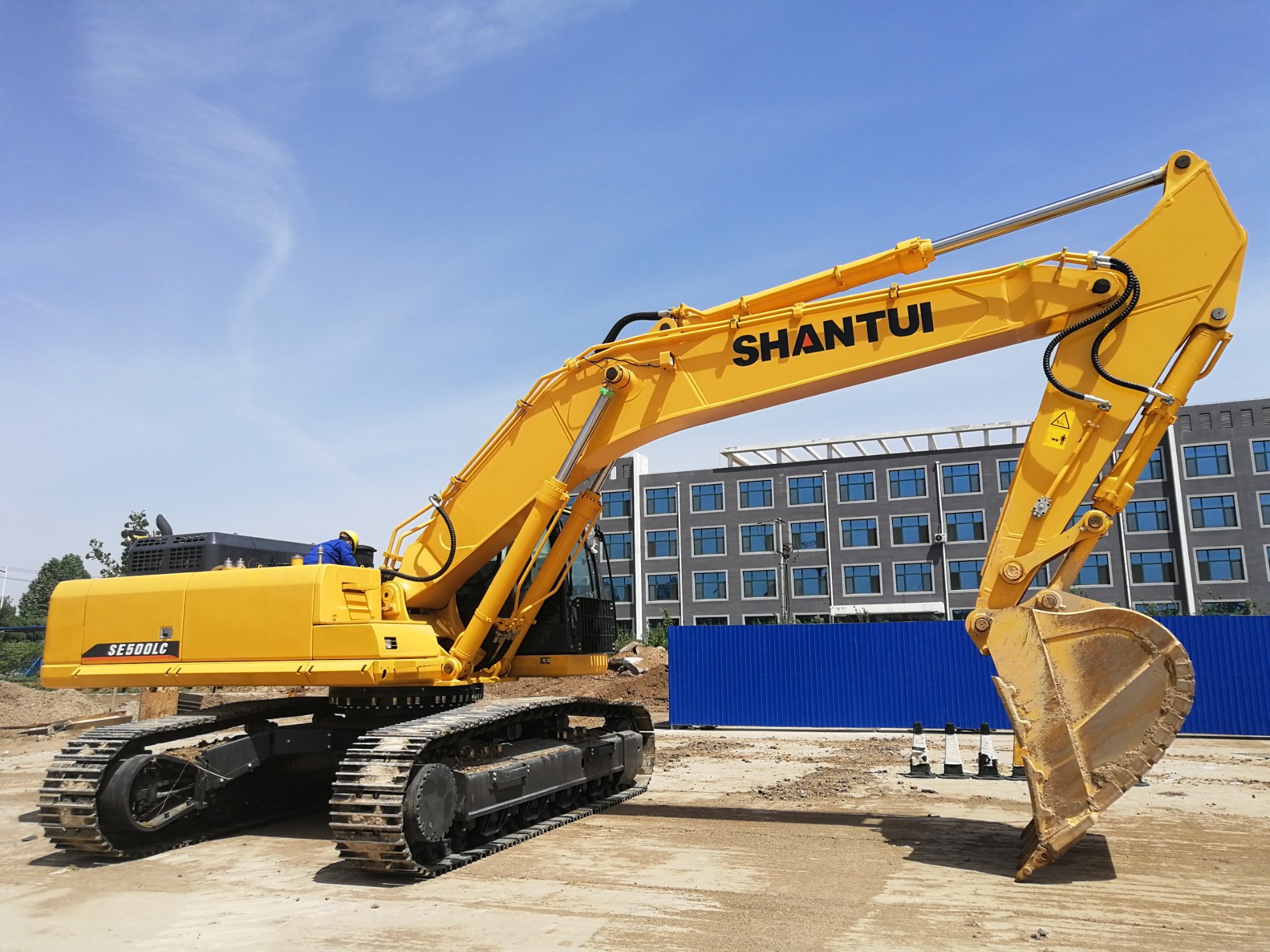 Cost-Effective Shantui Factory Straight Hair The Latest Se500LC 50tons Hydraulic Crawler Excavator