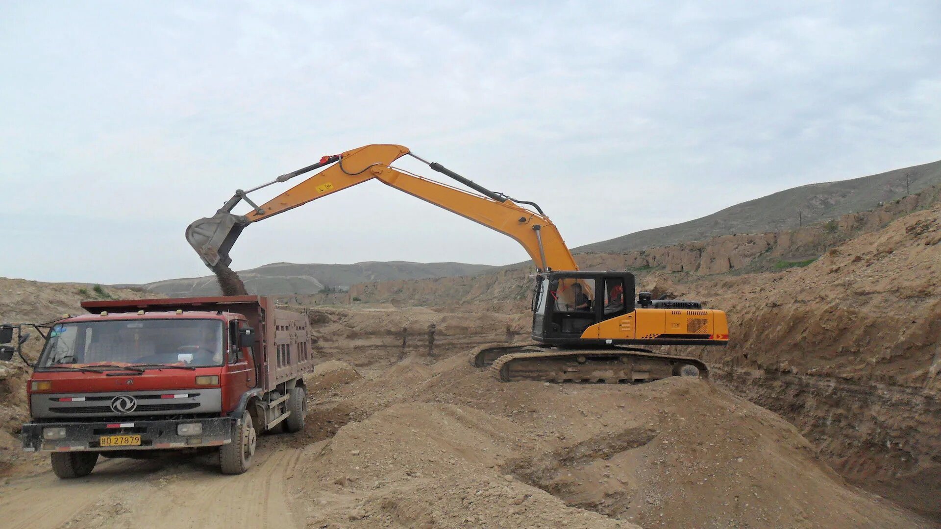 22 Ton Hydraulic Crawler Excavator with Can Customizable Colors