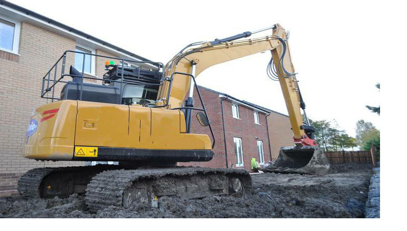 High Quality Mining Infront Machinery Digger Building Construction Equipment 26 Ton Excavator