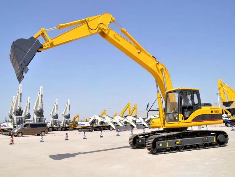 Low Price Special Infront Construction at a 20 Ton Excavator