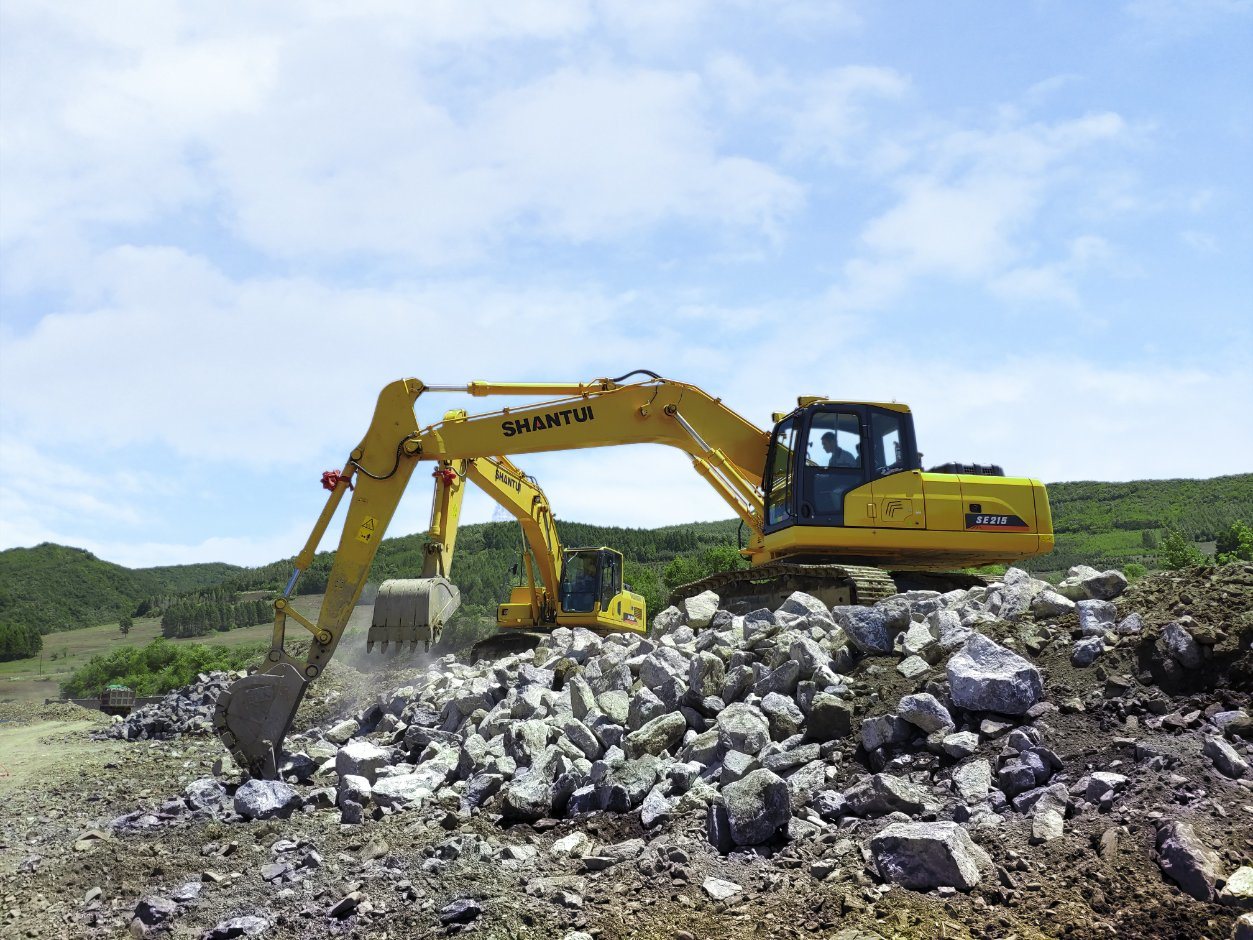 China Construction Machinery Special 24.5-Ton Excavator