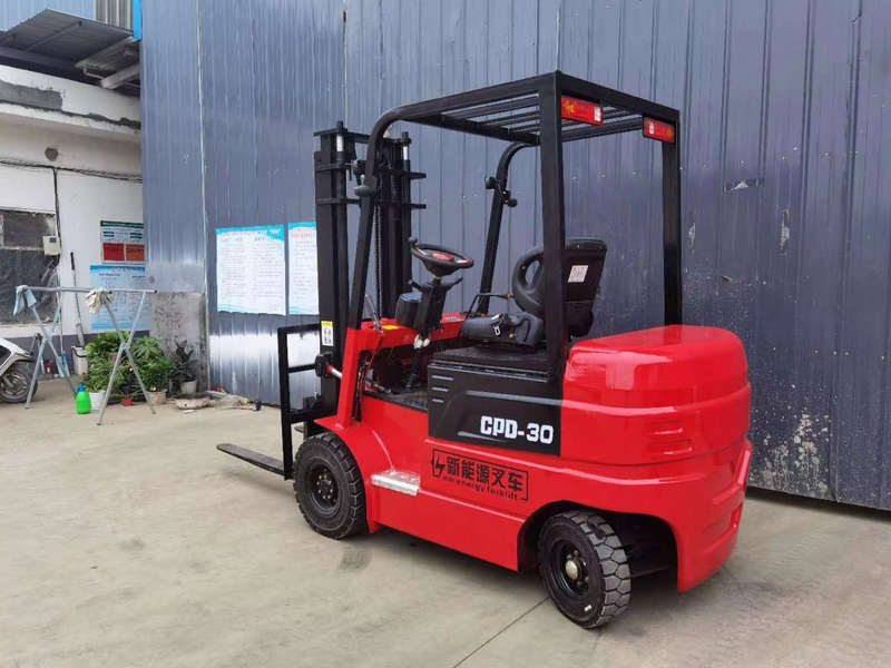 2 Tons, 3 Tons, Portable Forklift 1 Ton, Hydraulic Stacking, Loading and Unloading Mini Forklift Price