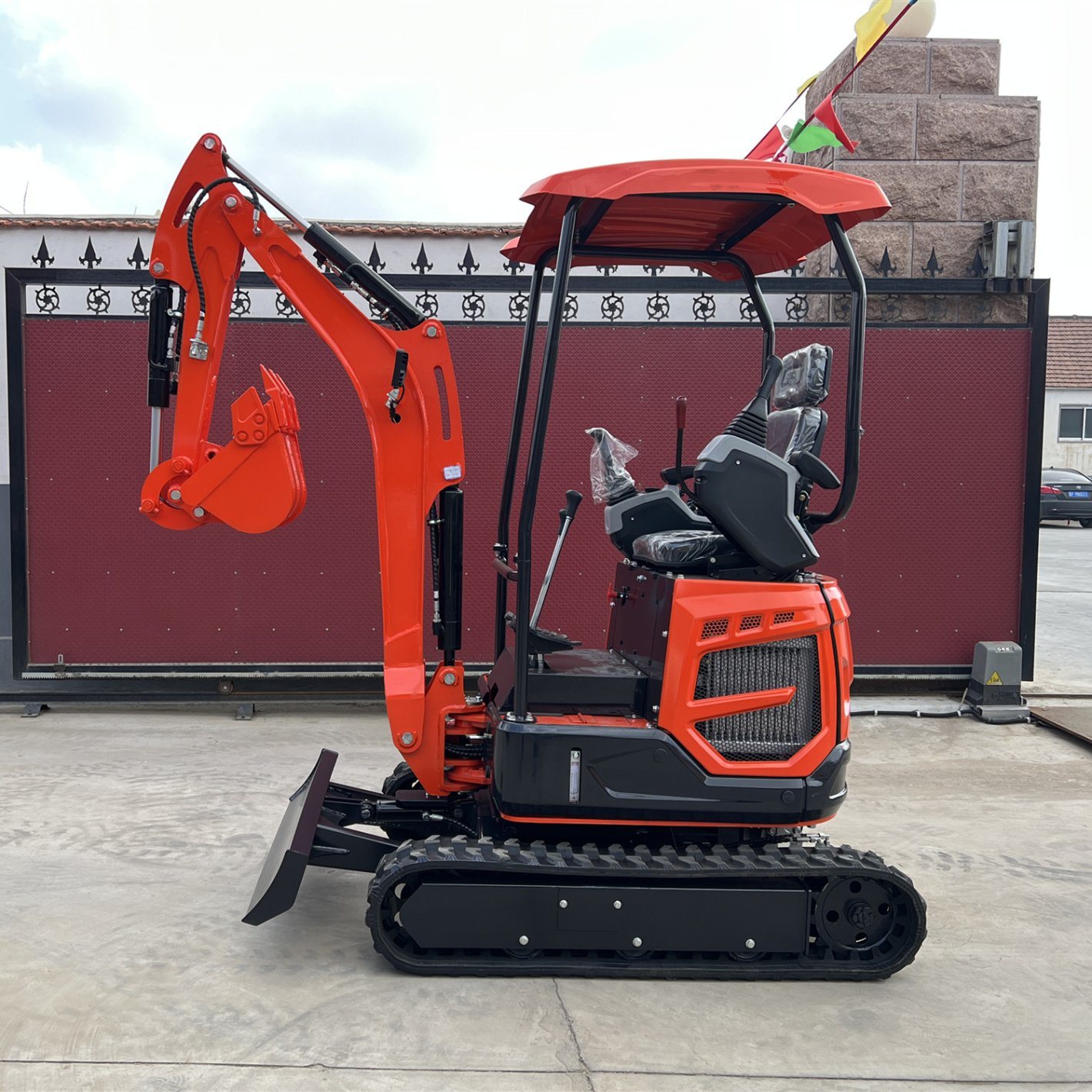 EPA CE Cheap Price Mini Digger Compact Crawler Excavator 1 Ton 1.8 Ton Mini Excavator