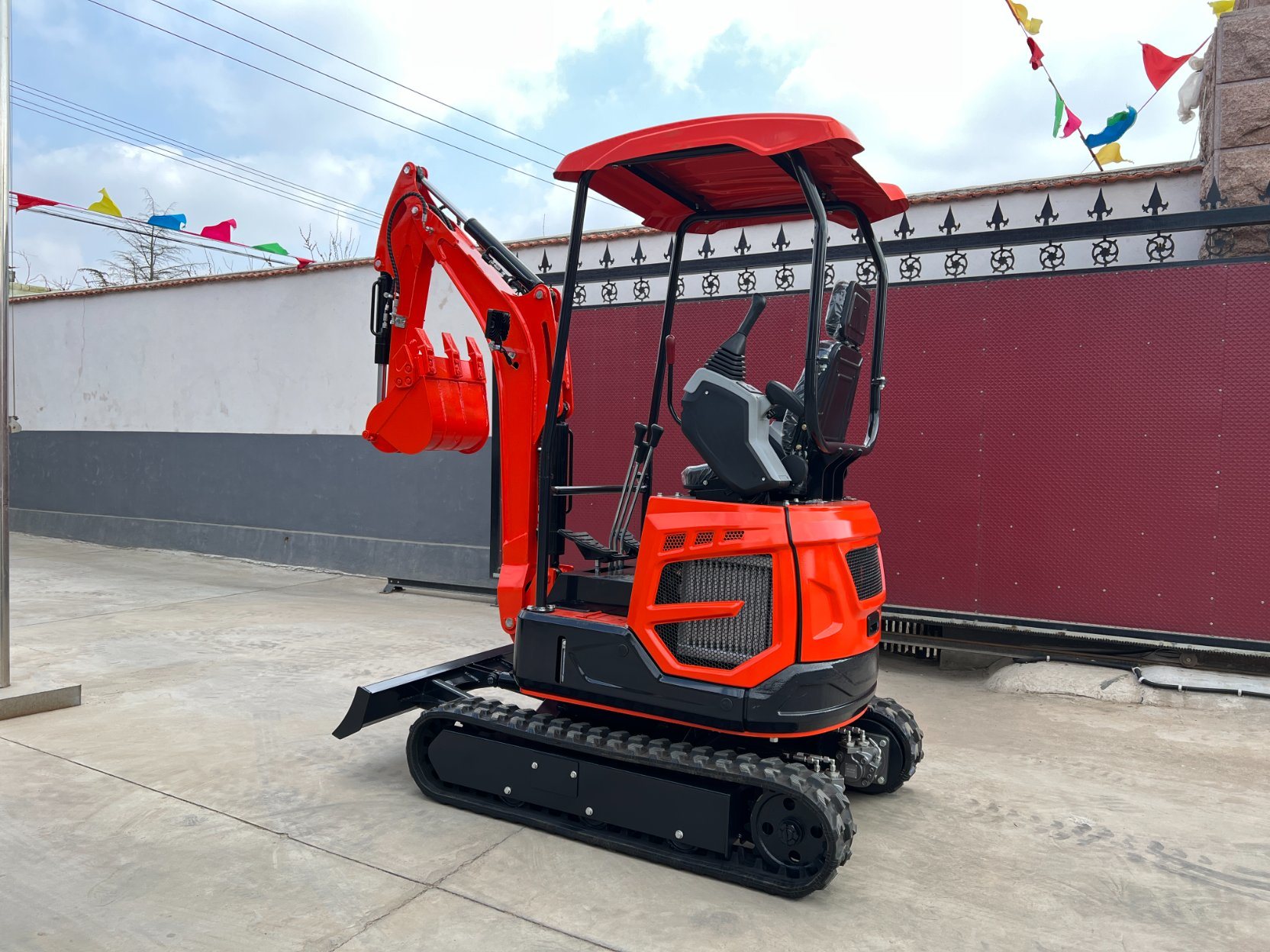 Free Shipping Mini Excavator 1.2 Ton 2.5 Ton 3 Ton 3.5 Ton Excavator with CE EPA Euro 5