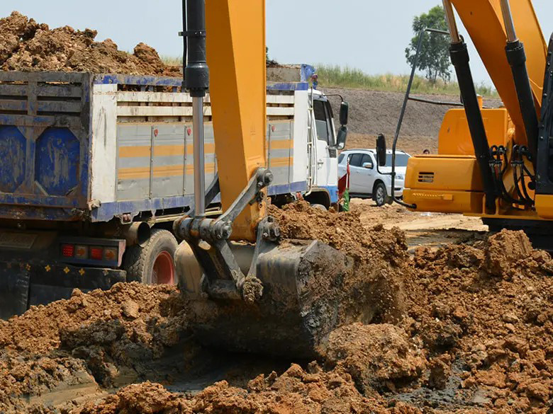 Infront GM Digger at a 20 Ton Large Excavator with Low Price