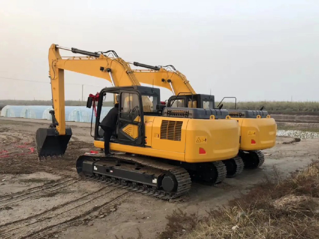 Customized Infront Crawler Hydraulic Digger Low Price 20 Ton High Quality Excavator