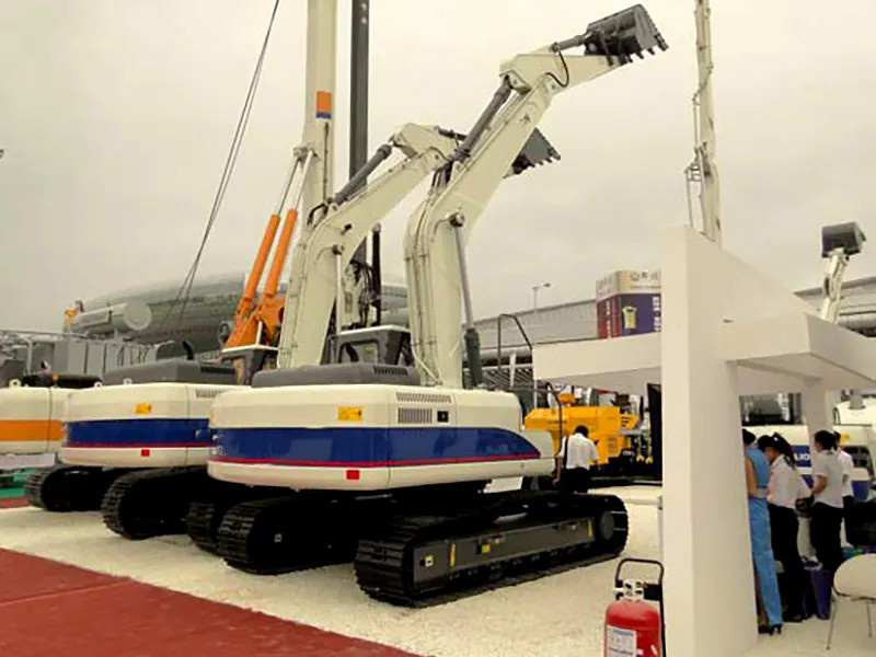 GM Special Construction at Low Price 20 Ton Engineering Excavator in China
