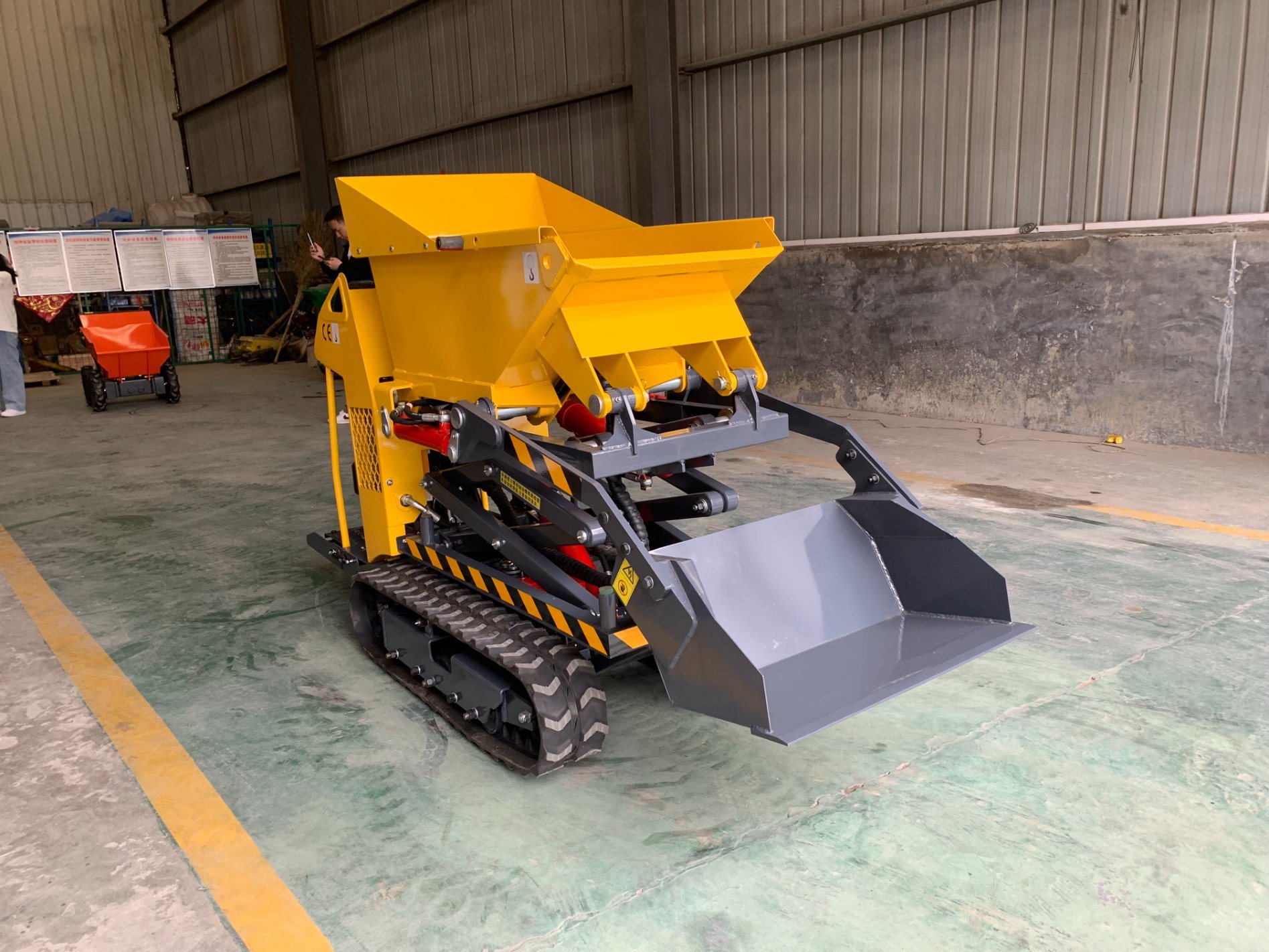 Full Hydraulic Loading 500kgs 1ton Electric Start Crawler Utility Mini Tracked Dumper Truck for Sale